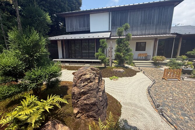 Kamakura Tours Half Day or Full Day Tours with a local guide. - Komachi Street: Snacks, Shopping, and a Sense of Kamakura Life