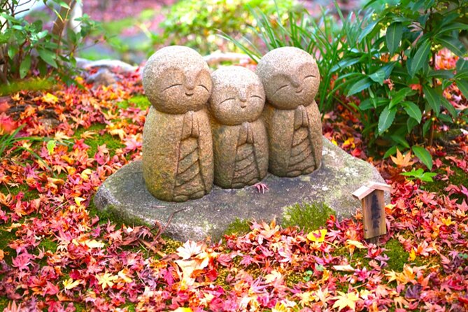 Kamakura Walking Tour - The City of Shogun - Hasedera Temple: gardens, calm, and a wooden Kannon statue