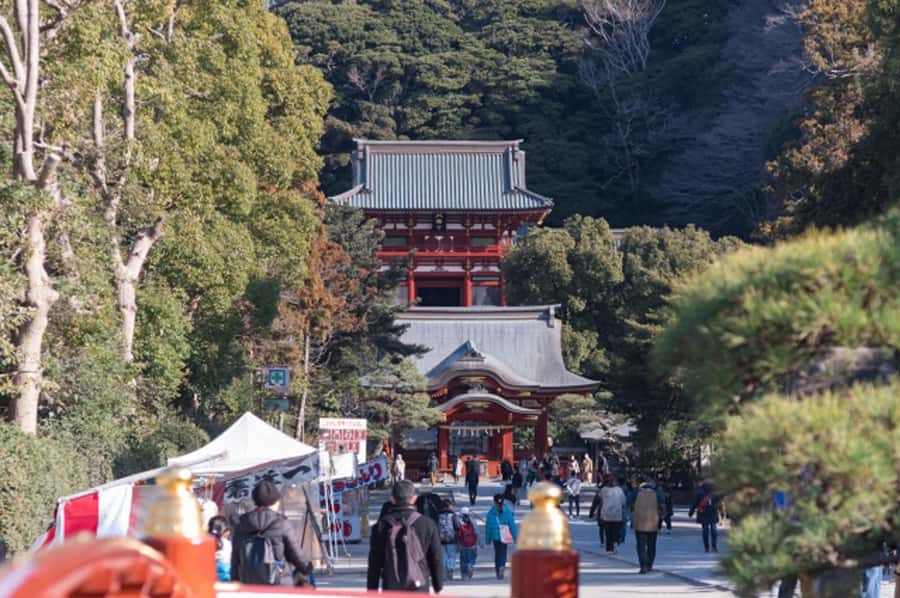 Kamakura: Walking Tour through the City of Samurai - The short train segment that keeps the day enjoyable