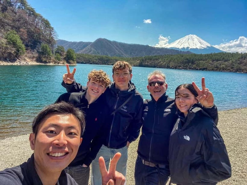 Kawaguchiko: Hidden Mt. Fuji Driving Tour with a Local Guide - Price is per group, so choose your best party size