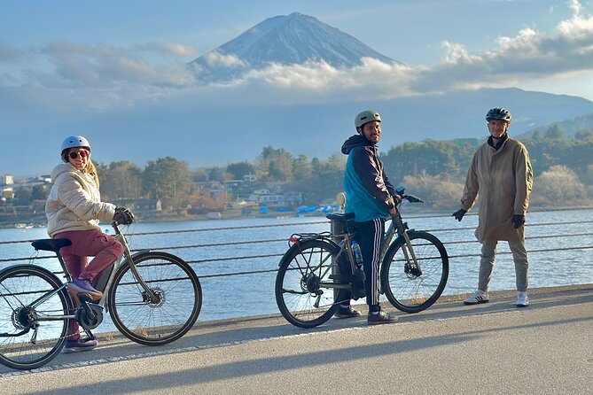 Lake Kawaguchi Explorer: E-Bike Guided Tour - Kawaguchi Asama Shrine: centuries-old trees and Fuji eruption context