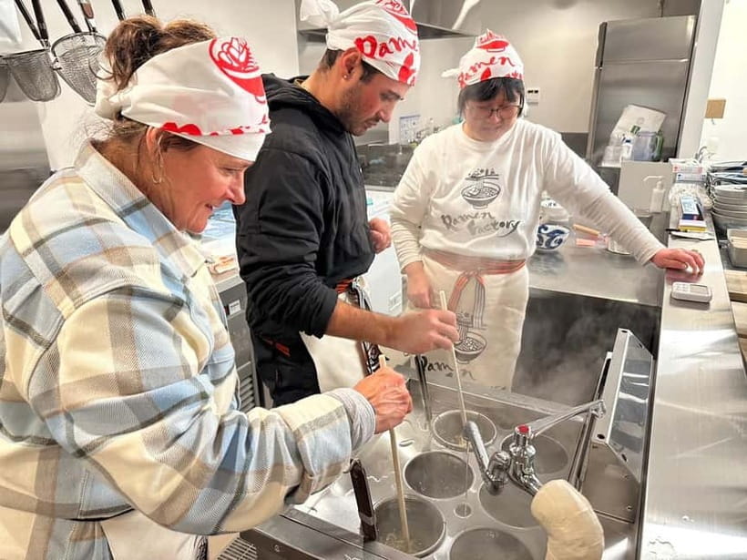 Lake Kawaguchiko: Ramen Cooking Class with Souvenir - Key points worth knowing before you go