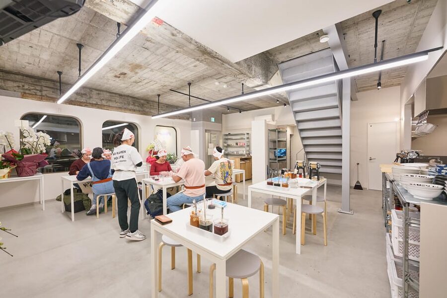 Lake Kawaguchiko: Ramen Cooking Class with Souvenir - Price and value: what $133 buys you