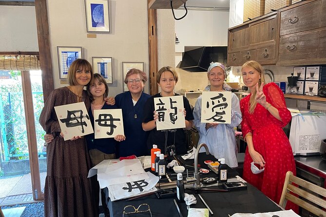 Let's experience calligraphy in YANAKA, Taito-ku, TOKYO !! - The sensei matters: patient guidance from Chie and Saori