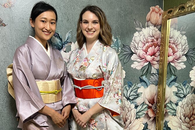 Let's make kimono !（Kimono is a gift for you - The photo moment: where your effort becomes a memory