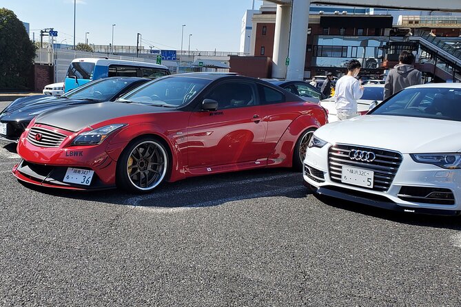 Luxury van Ride to famous car meet up spot Daikoku - What the Small Group Means for Your Experience