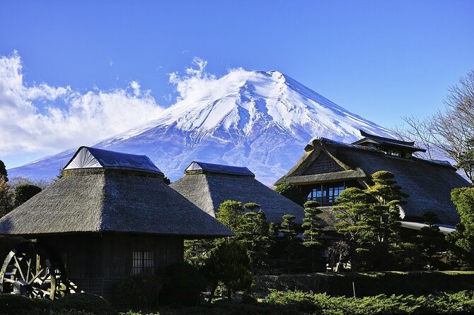 Majestic Mt. Fuji & Hakone Retreat –A Private Day Tour from Tokyo - Chureito Pagoda and Arakura Fuji Sengen Shrine: two icons, one theme