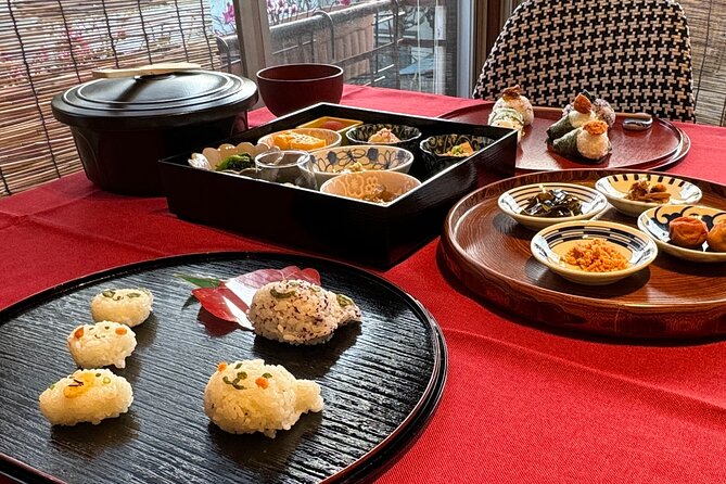 Make Rice Balls and Enjoy a Japanese Home-Style Lunch in Yanaka - Why Yanaka is the right place for a bento lesson