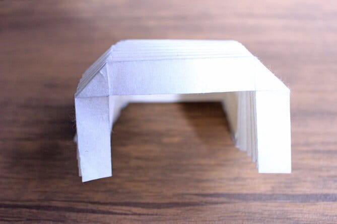 Mini Origami Lamp and Mizuhiki knot Belt Workshop in Ueno - Entering 和紙ラボTOKYOJapan and getting oriented