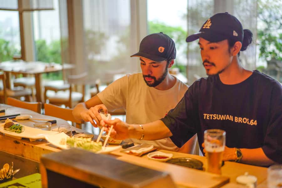 Modern Vegan Night Foodie Tour in Tokyo - Starting at Shibuya Tsutaya: finding your guide fast