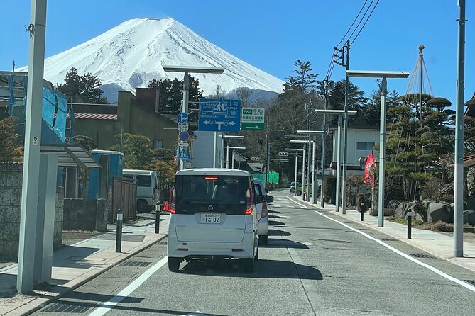 Mount Fuji Customizable one day Private Guided Tour from Tokyo - Kitaguchi Hongu Fuji Sengen Jinja: volcano worship inside the UNESCO story
