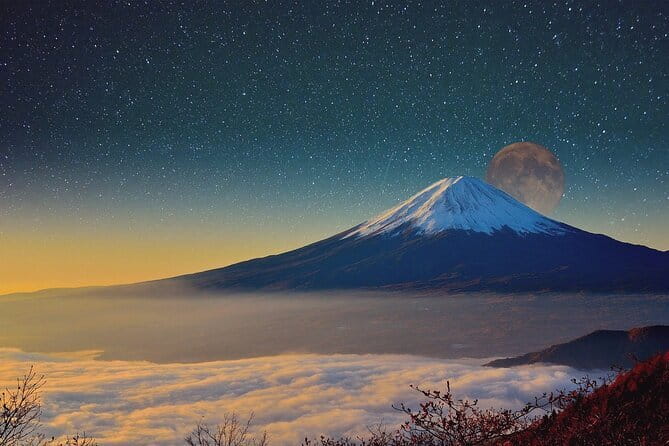 Mount Fuji Day Tour:Lake Kawaguchi, HealingVillage,Oshino Hakkai - Timing, Fuji visibility, and crowd reality