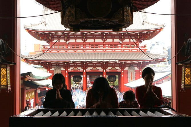 Mount Fuji Full Day Tour form Tokyo Lake Kawaguchi & Yamanaka - Stop-by-stop: Lake Yamanaka and Oshino Hakkai quick wins