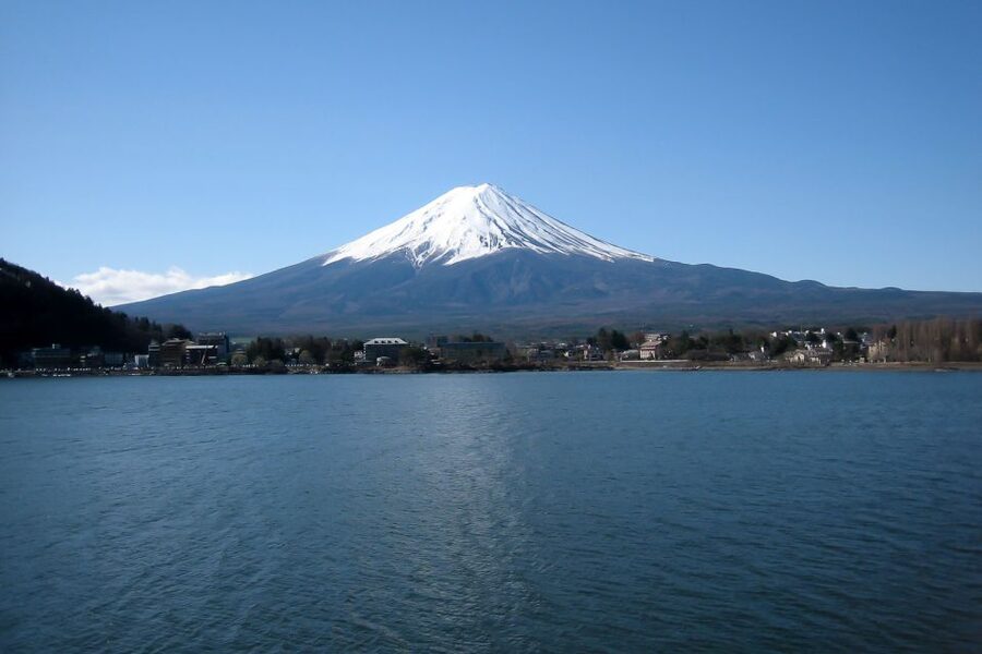 Mount Fuji: Full-Day Tour with Private Van - Tokyo Pickup to Fuji Visitor Center: Set Your Eyes on the Icon
