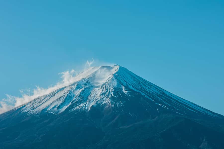 Mount Fuji Private Day Trip With Customizable Itinerary - Entering The Fuji View Game: 5th Station and the Drive Out of Tokyo
