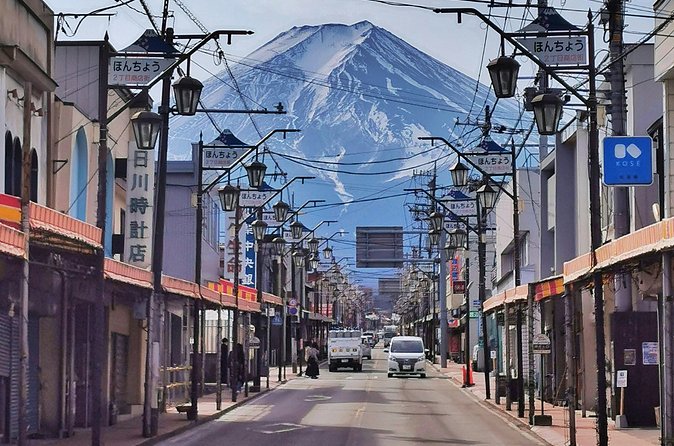 Mount Fuji Private Full Day Tour With Local Guide - Kitaguchi Hongu Fuji Sengen Jinja: A Shrine Pause at the Mountain’s Base