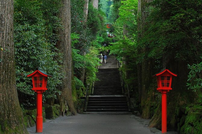Mt Fuji and Hakone 1-Day Bus Tour Return by Bus - The lunch stop at the base of Mt. Fuji: good option, picky details