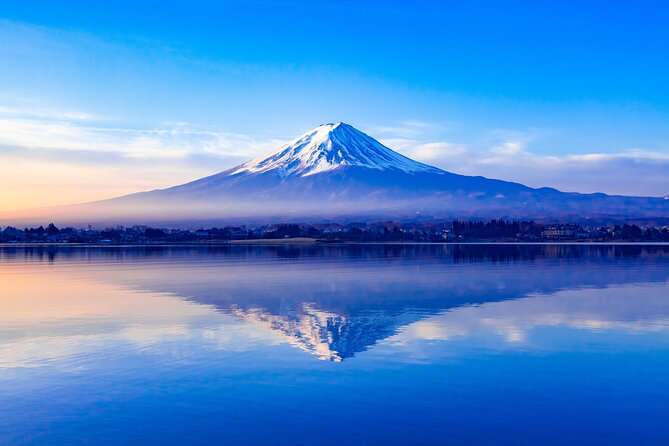 Mt.Fuji and Hakone Tour - Hakone Shrine / Kuzuryu Shrine: the floating-on-lake effect