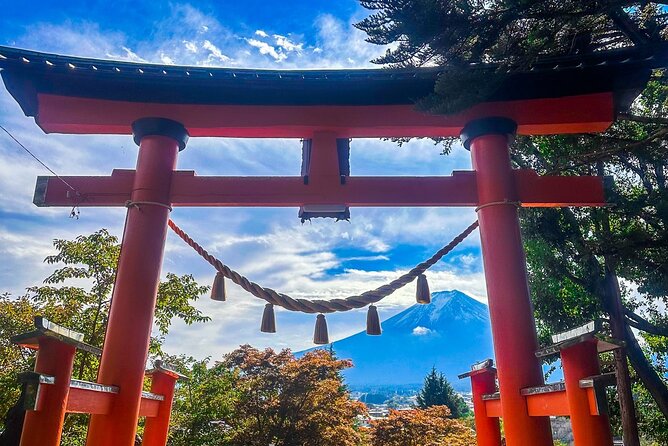 Mt Fuji Area: In-depth Guided Adventure in English or French - Saiko Iyashi no Sato Nemba: Thatched Roofs, Craft Skills, and Fuji Framing