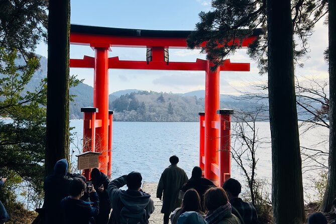 Mt. Fuji, Cherry Blossom & Shiba Sakura Pvt. Day Tour - Chureito Pagoda and Cherry Blossoms: the Photo Stop With Real Payoff
