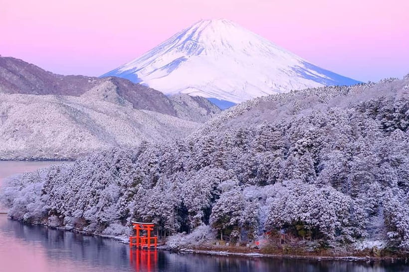 Mt.Fuji Hakone Day Tour With Lake Ashi Cruise, FREE Ropeway - Black eggs at Owakudani: a tourist ritual that’s worth doing once