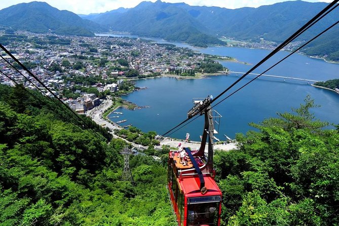 Mt. Fuji & Hakone Private Day Tour with English-Speaking Driver - Fuji-area photo stops: lakes and towns that keep the day feeling real