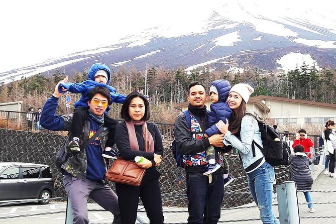 Mt. Fuji & Hakone Private Day Tour with English-Speaking Driver - Owakudani: the volcanic stop that wakes your senses