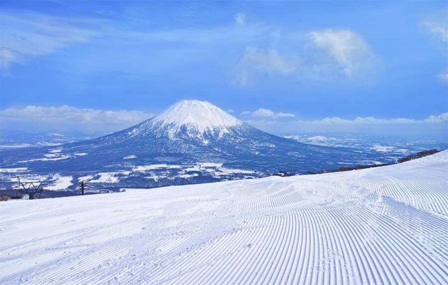 Mt. Fuji Skiing Experience- YETI Ski Resort & Onsen Day Trip - Key Things You’ll Notice on This Yeti Ski and Onsen Day Trip