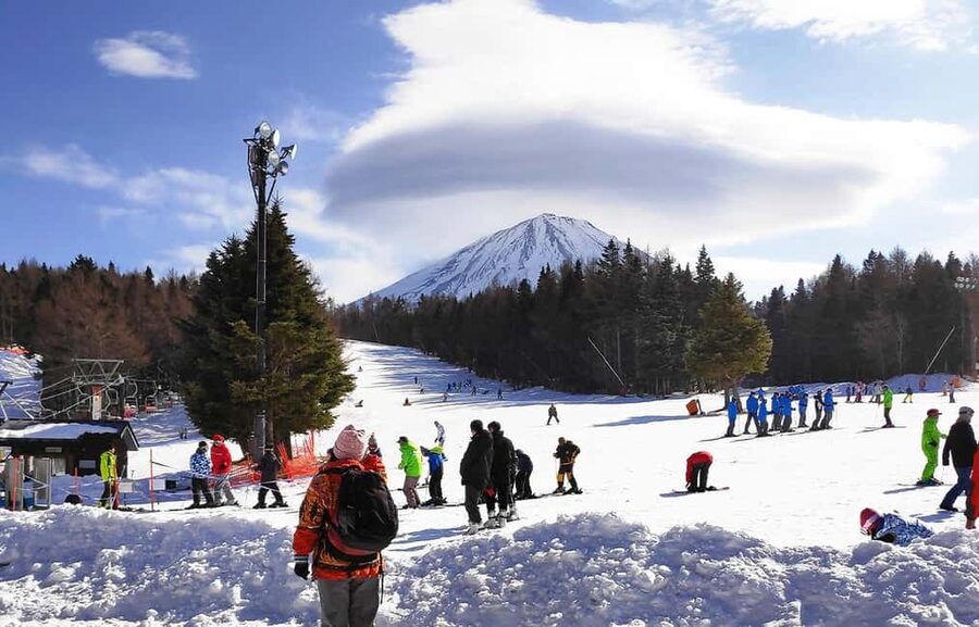 Mt. Fuji Skiing Experience- YETI Ski Resort & Onsen Day Trip - From Tokyo Early Morning to Ski Lifts: The Real Starting Line