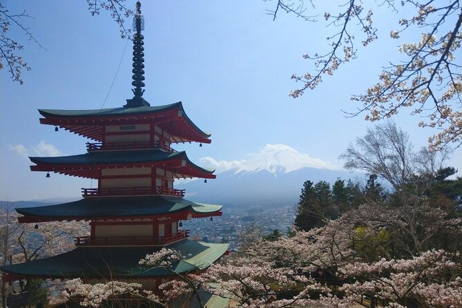 Mt Fuji with Kawaguchiko Lake Day Tour - Arakurayama Sengen Shrine and the Five-storied Pagoda View