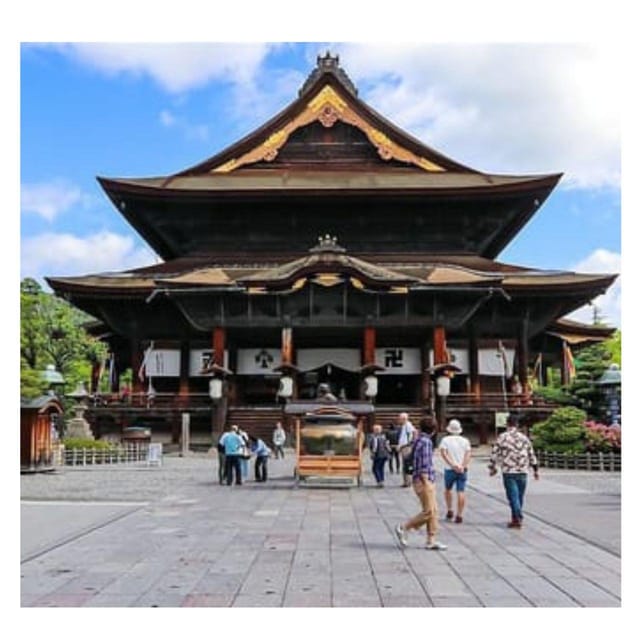 Nagano Tokyo: Snow Monkey Private Day Tour Hotel Pick & Drop - Matsushiro Castle Ruins: Sampler History With Space to Breathe