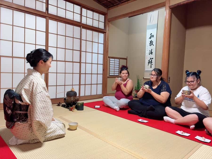【NEW】Shibuya Tea Ceremony Tokyo-Chaan - Where you’ll meet in Shibuya (and why that matters)