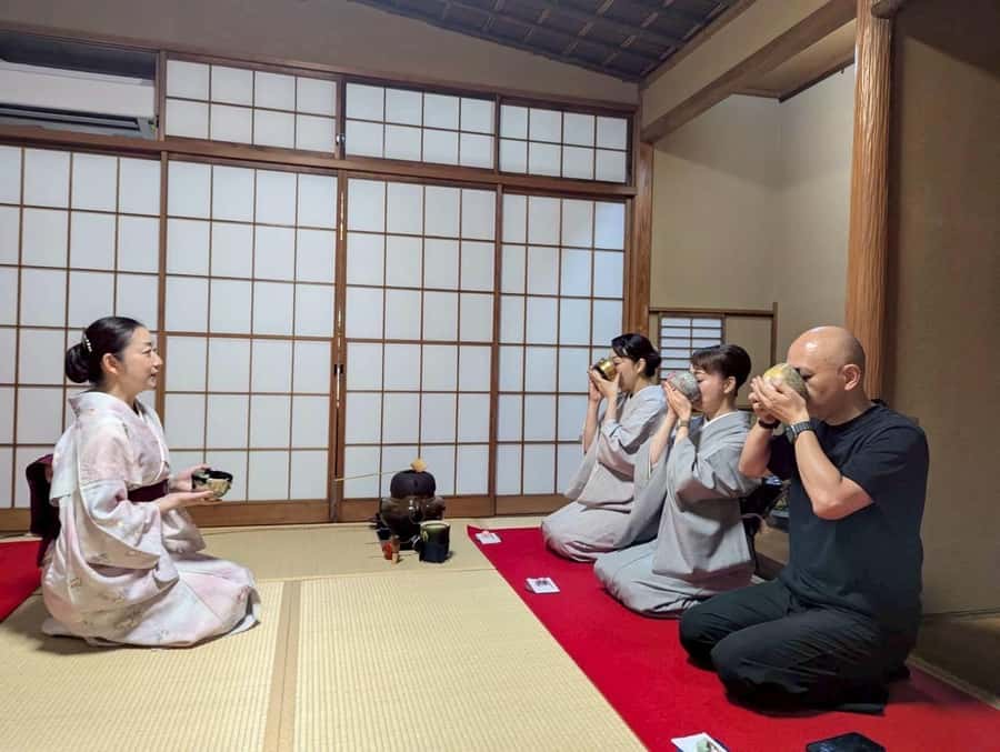 【NEW】Shibuya Tea Ceremony Tokyo-Chaan - Welcome on tatami: manners, tone, and first impressions