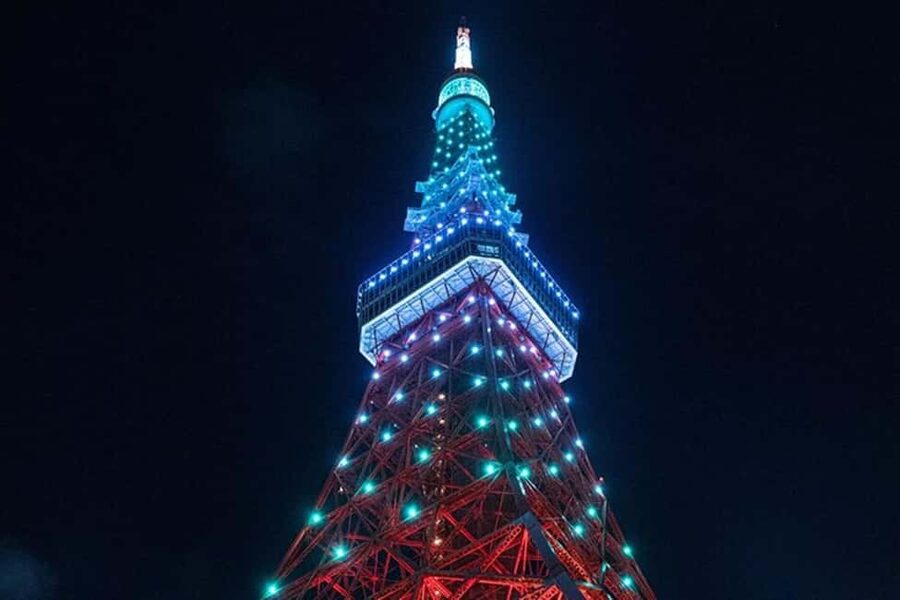 Night E-Scooter Ride to Tokyo Tower - No License Needed - Sliding through Minato City: the early ride and the 10-minute viewpoint pass