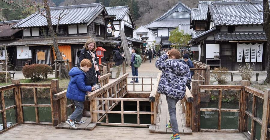 Nikko in Style: Luxury private Day Tour with English guide - A Tokyo-to-Nikko Day in a Mercedes That Actually Feels Relaxed
