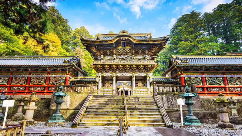 Nikko: Private Walking Tour with Local Guide - Transportation realities: public buses, walking, and taxi options