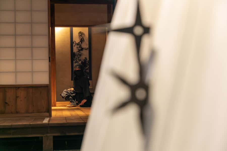 Odawara: Guided Ninja & Samurai Tour of Odawara Castle - Samurai Museum: armor you can actually see up close