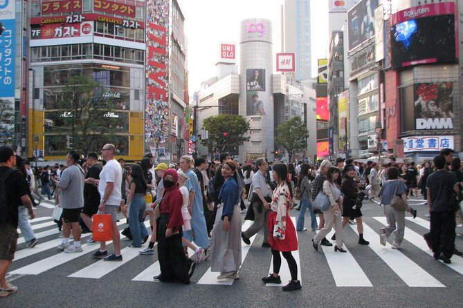 Official Tokyo Shibuya : KIMONO Dressed EV-Go Kart Activity Tour - How the roofed EV-karts change the whole experience