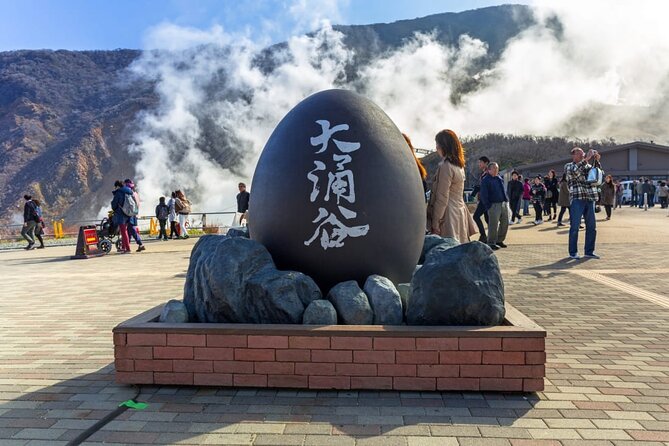 One day trip to Hakone from Tokyo with English speaking Driver - Hakone’s Lake Ashi Torii: The Photo Spot That’s Actually Worth It