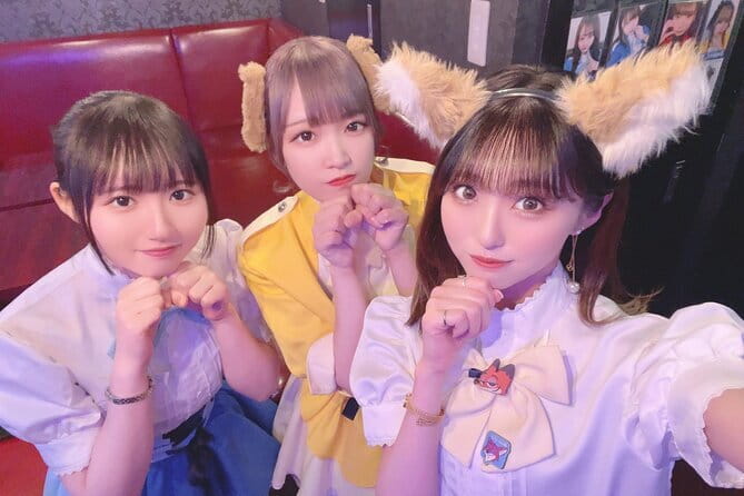Private Akihabara Retro Tokyo Anime Game Maid Cafe Tour w/ pickup - Meeting Point, Pickup, and the Car Ride You’ll Appreciate