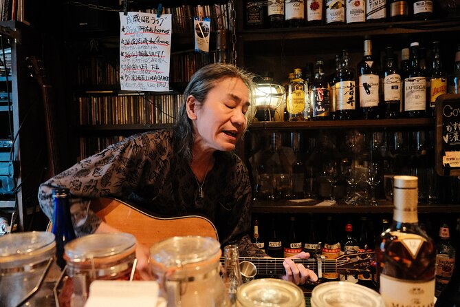 Private Bar Hopping Tour in Shinjuku Golden Gai - Walking it together: what the timing and flow actually feel like