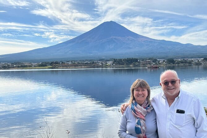 Private Fuji Full-day Car Tour with Hotel Pickup -Local Guide - Your guide’s flexible Fuji plan: 4–5 stops chosen on the fly