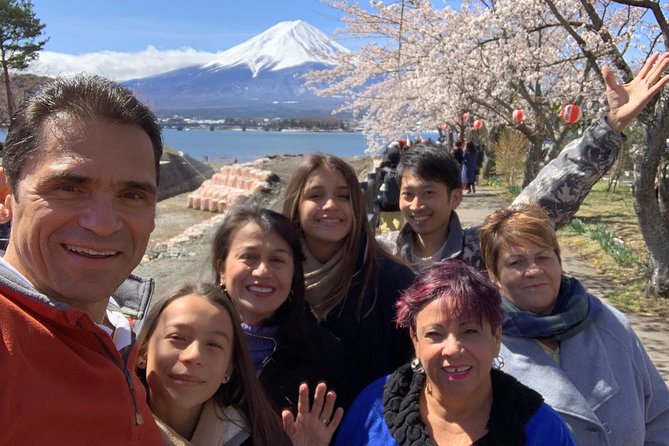 Private guided hidden gems tour by local English speaking driver - Why Fujikawaguchiko feels so much easier with a private guide