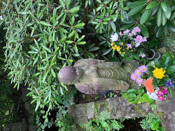 Private Tour Kamakura and Enoshima With Guide and photographer - Price and Value: Is $503 Per Group Fair?