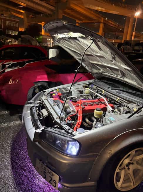 R34Skyline Daikoku PA Fast & Furious Private Experience - Your Driver Experience: Communication, Safety, and the Photo Support