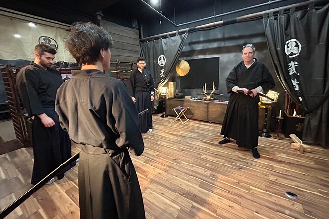Real Samurai & Ninja Experience in Tokyo, 90‑Min Hands‑On Session - Shuriken Throwing: Focus Training, Not Action Movie Lobbing