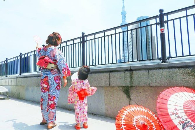 Ride a rickshaw wearing a kimono in Asakusa! Enjoy authentic traditional culture! - The kimono dressing and hair set: what the 30 minutes feels like