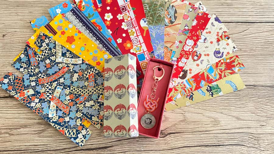 Romantic Mizuhiki Knot and Omikuji Washi Charm Workshop Ueno - Learning the Mizuhiki Knot: Slow, Clear, and Fixable