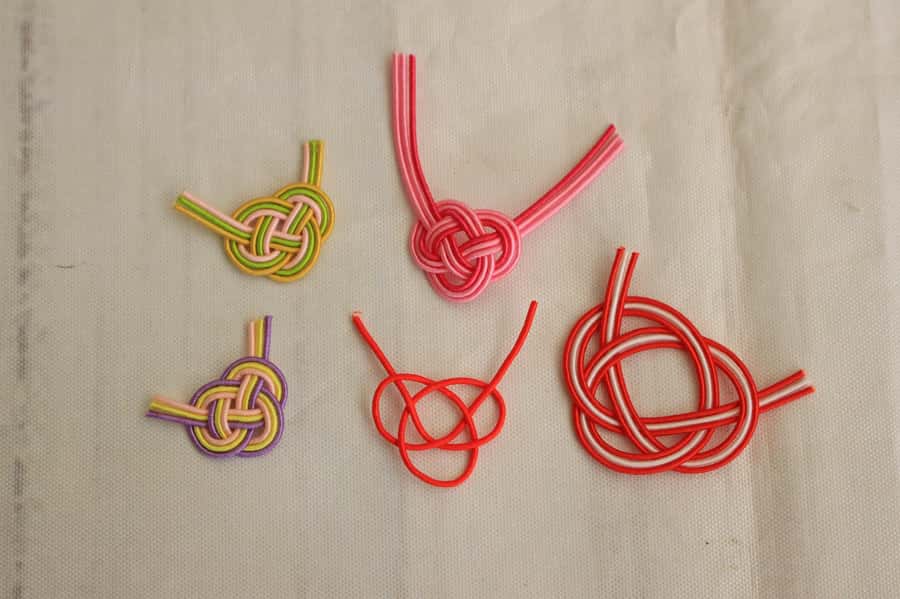 Romantic Mizuhiki Knot and Omikuji Washi Charm Workshop Ueno - What Exactly Is a Mizuhiki Knot and Omikuji Charm?