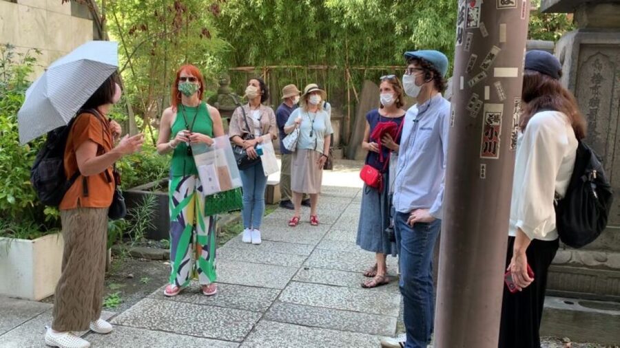 Ryogoku: Sumo Town Guided Walking Tour with Lunch - Seeing sumo stables from the outside: Hakkaku-beya and Kasugano-beya